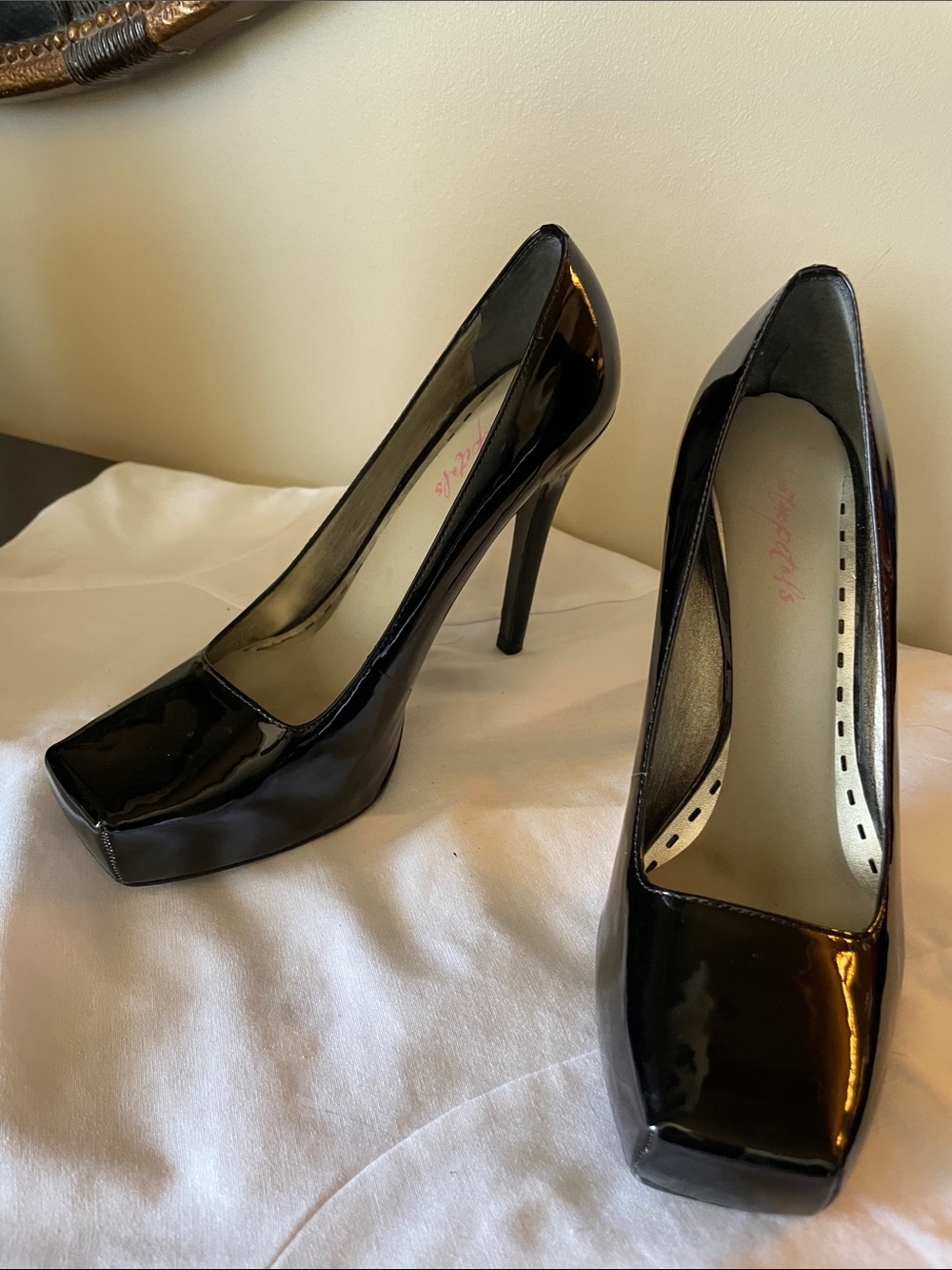 Gianni Bini Black Patent Square-Toe Platform Pumps